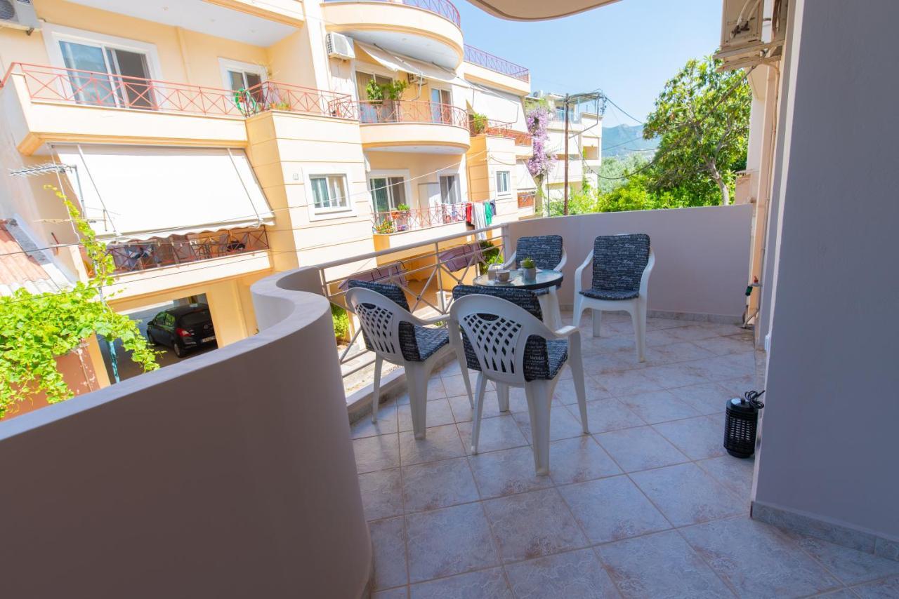 Apartament Smile Sea Kalamata Zewnętrze zdjęcie