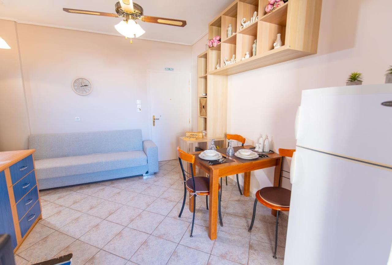 Apartament Smile Sea Kalamata Zewnętrze zdjęcie